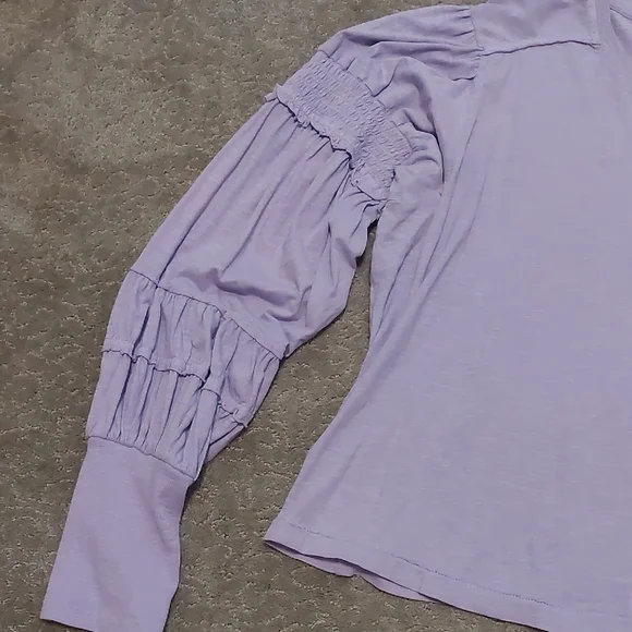 Pilcro Lavender Long Sleeve Top with Gathered Sleeves Size XL - Picture 2 of 6
